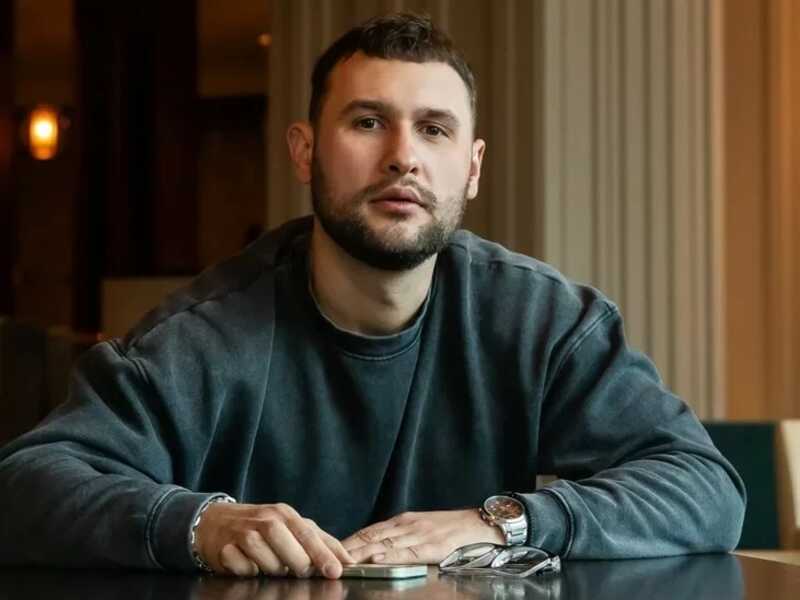 Белорус в Польше занимается рекламой поддельных документов и продажей краденых товаров