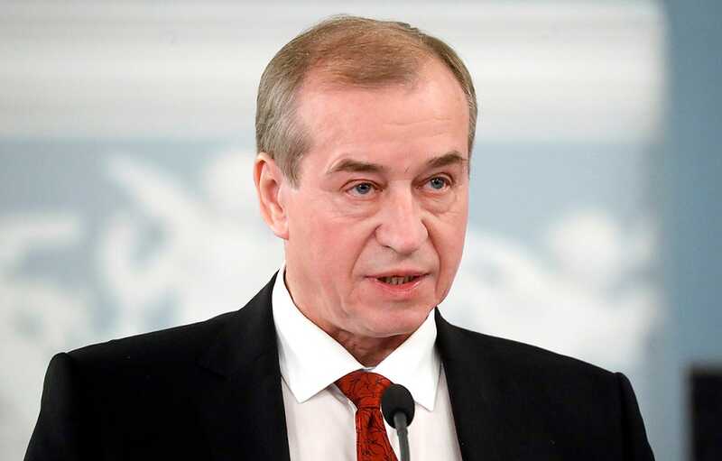 КПРФ в Прибайкалье испытала потрясение: молодой депутат выступил против Сергея Левченко в Иркутске