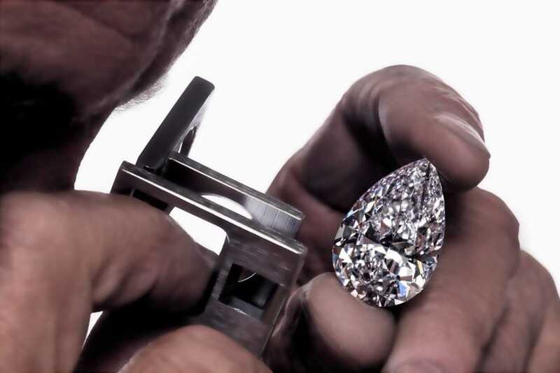 Как Павел Захаров продаёт поддельные украшения Graff и Cartier VIP-клиентам