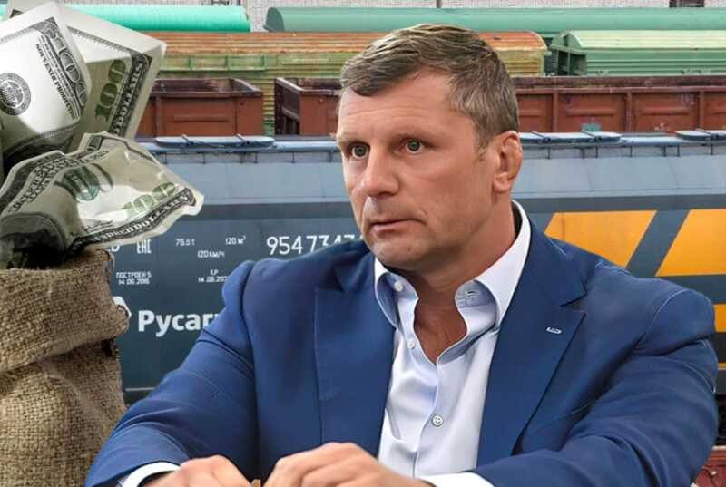 Константин Синцов - "темная лошадка" с двойной биографией