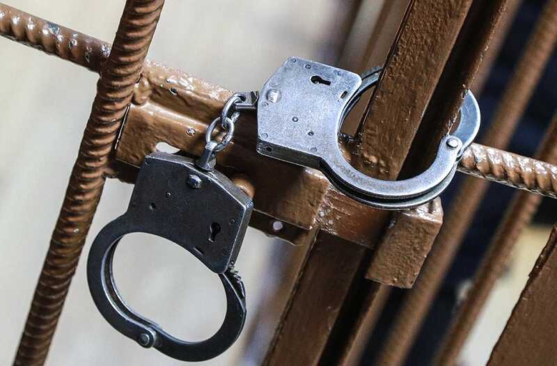 В Германии арестовали подростка по обвинению в убийстве женщины и ребенка