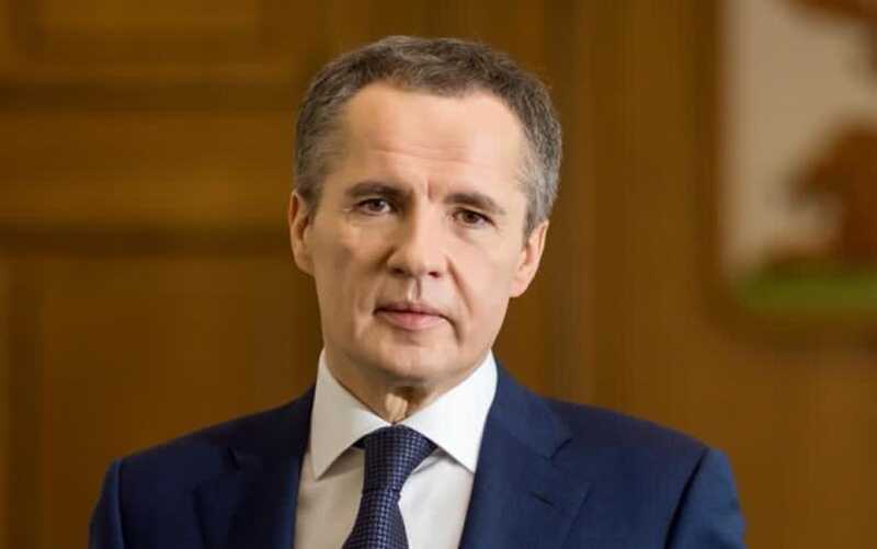 Вячеслав Гладков теряет связь с реальностью и политическую поддержку