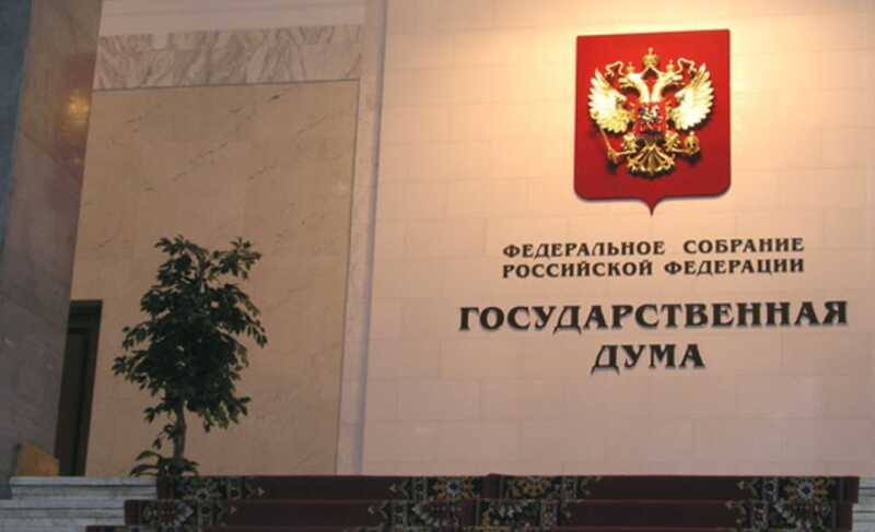 Комитет Госдумы разрабатывает запрет на реализацию газированных напитков и сладостей в школьных буфетах