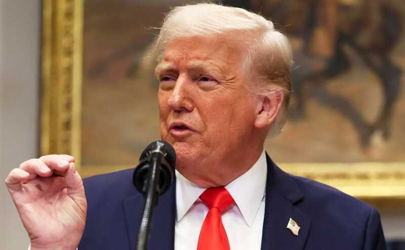 Дональд Трамп сообщил о начале рассылки писем о введении новых американских тарифов