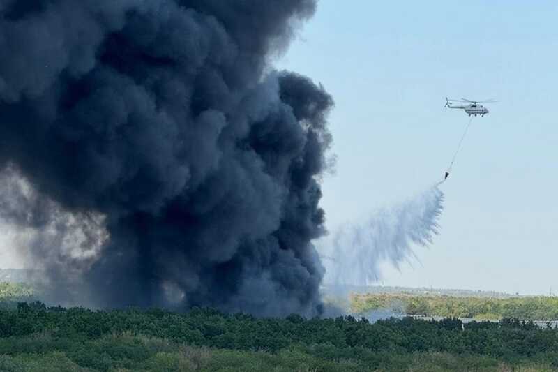 Стражи порядка закрыли дороги из-за большого возгорания в Ростове