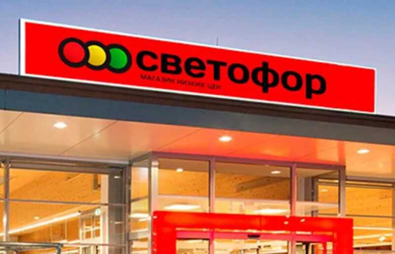 Клиенты магазина «Светофор» в Саратове нашли резиновый кусочек в кексах
