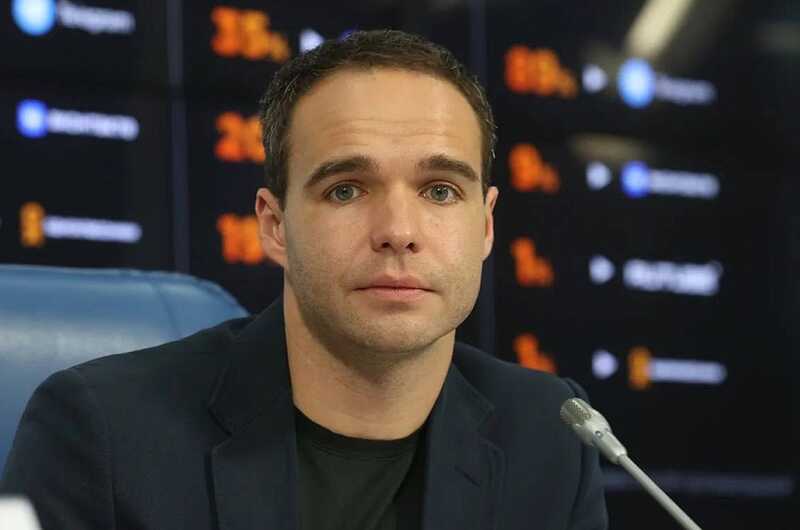 В Лефортовском суде рассматривают просьбу об аресте бывшего руководителя РАЭК Сергея Гребенникова