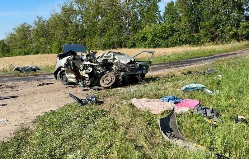 В Пензенской области при столкновении трёх автомобилей погибло четыре человека