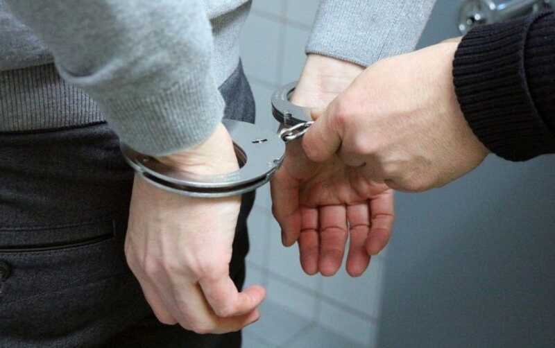 Глеба Трифонова удерживали в изоляции более 10 часов в помещении Следственного Комитета