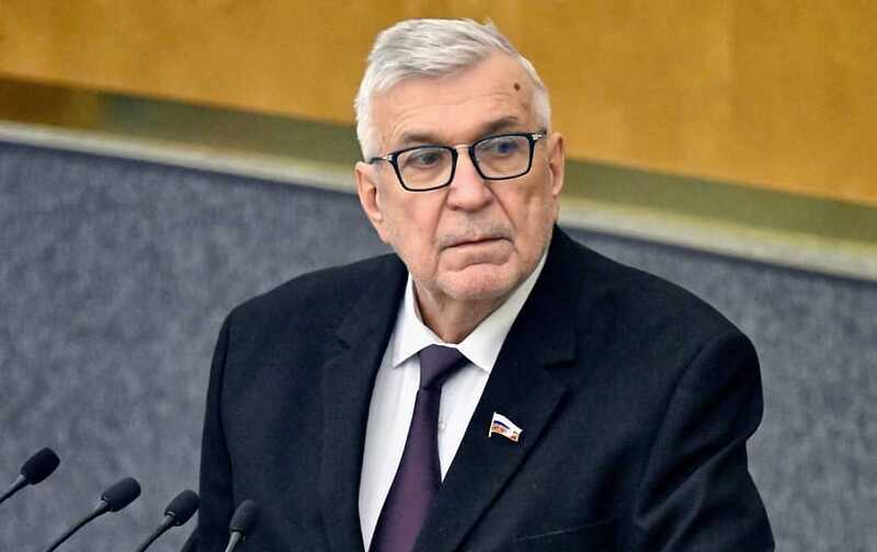 Депутат Михаил Тарасенко «принимал участие» в голосованиях после своей кончины
