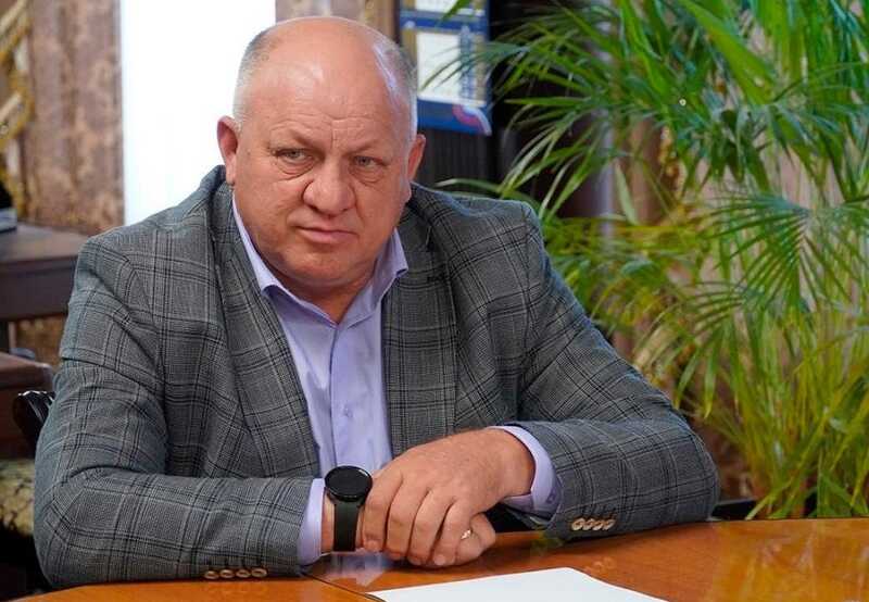 Бывший чиновник Керчи Святослав Брусаков подозревается в превышении полномочий