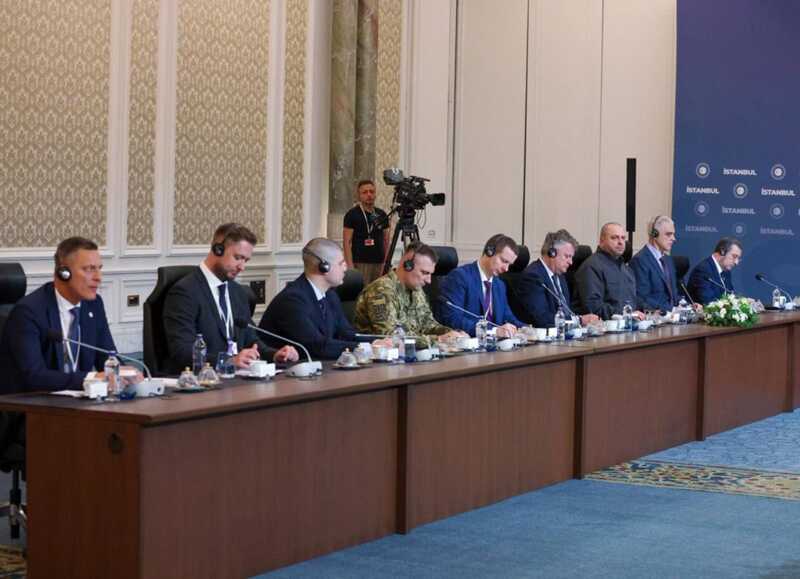 Третий раунд переговоров между Россией и Украиной завершился в Стамбуле