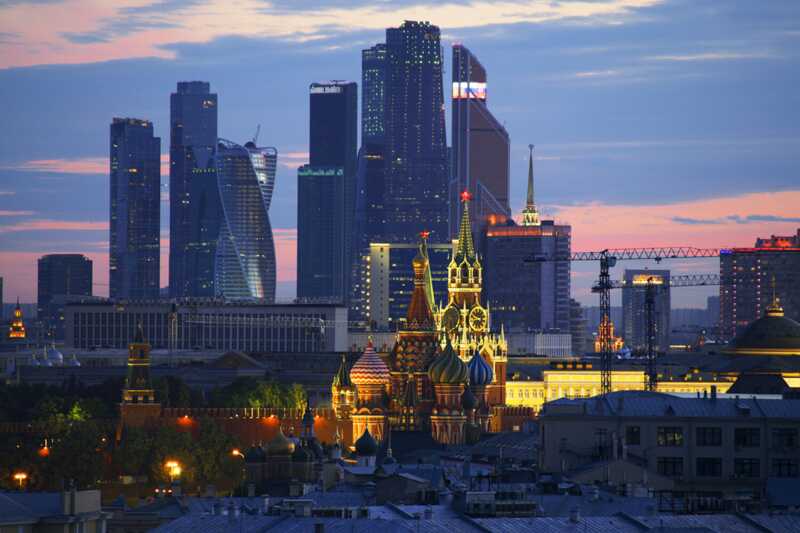 Жителям больших городов России предложили установить дополнительный налог