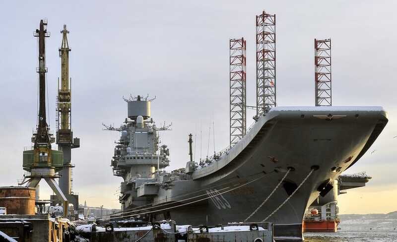 Как ОСК старалась спасти бесполезный для ремонта авианосец и утратила 100 миллиардов рублей