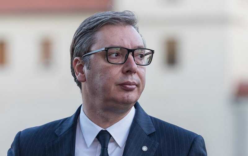 Сербский президент Вучич обвинил режиссера Кустурицу и оппозицию в попытке его свергнуть