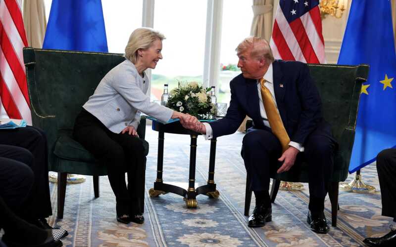 В Шотландии состоялась встреча Дональда Трампа и главы Еврокомиссии Урсулы фон дер Ляйен