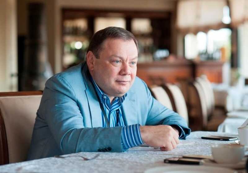 Михаил Фридман применяет «двойные счётчики» для воздействия на экс-сотрудника «Альфа-Банка»