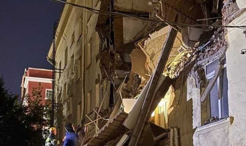 Появилось видео с места, где произошло обрушение пятиэтажного здания в Уфе