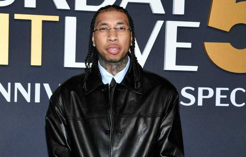 Десантнику не разрешили пройти на концерт рэпера Tyga из-за его формы одежды