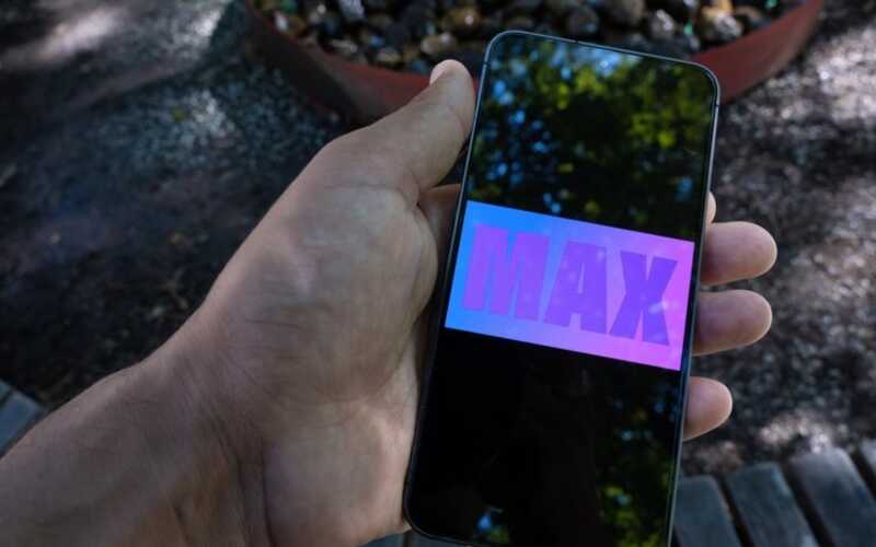  Max Messenger         