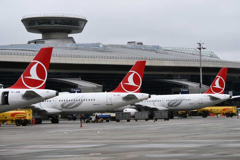 Пассажиры рейсов Turkish Airlines в Россию вновь столкнулись с проблемой нехватки части багажа