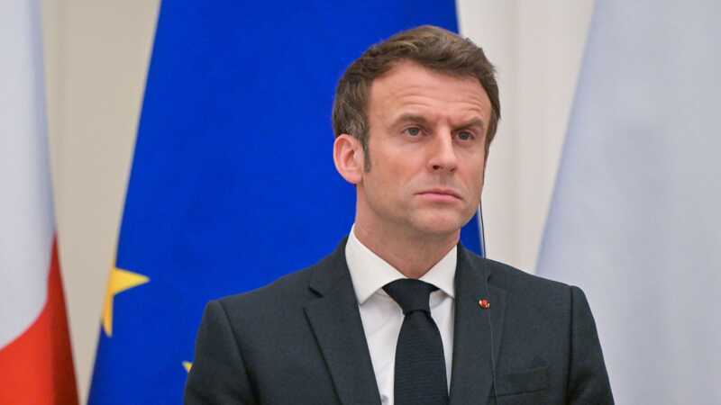 Президент Франции заявил, что Украина может пойти на компромисс, при этом гарантировав безопасность