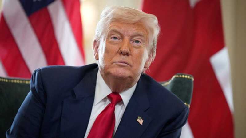 Трамп остановил обсуждение с лидерами европейских стран, чтобы связаться с Путиным
