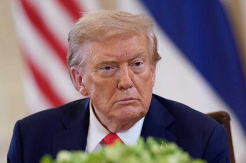 Трамп предложил Зеленскому и Путину найти самостоятельное решение для завершения конфликта