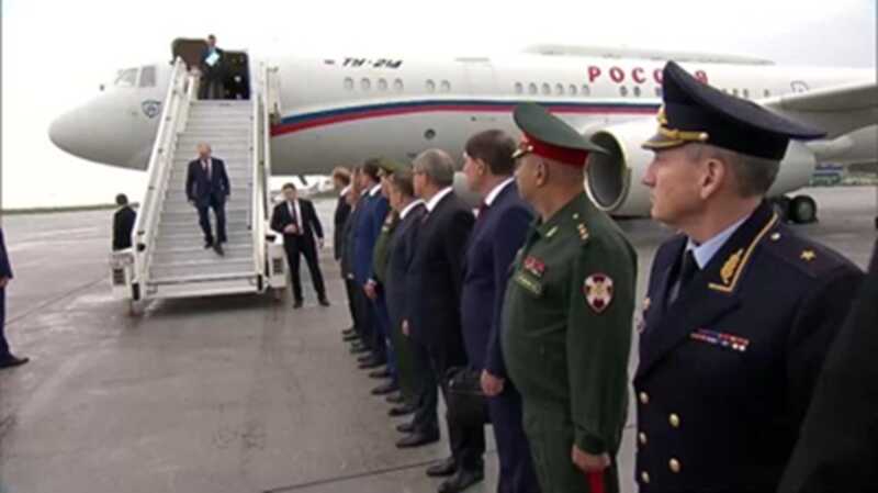Президент России посетил город Саров в районе расположения ядерного центра