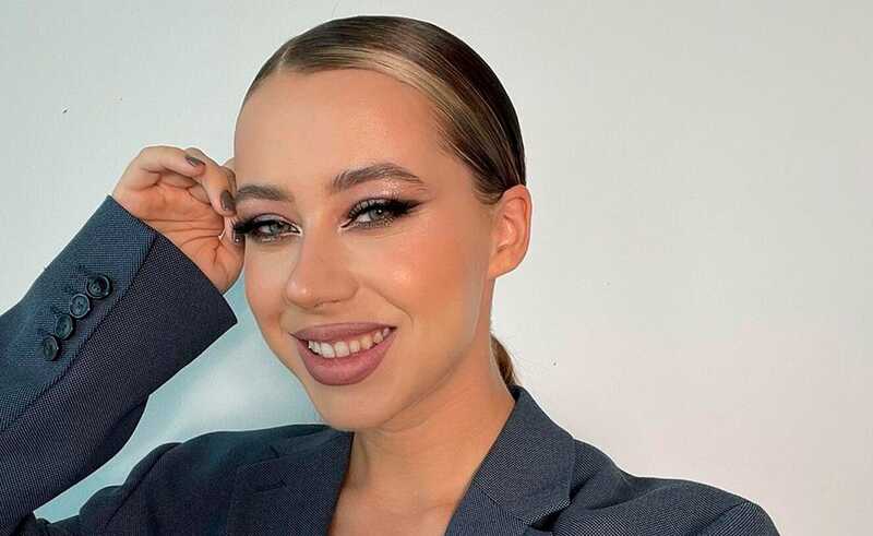 Блогер Александра Митрошина съехала из квартиры, где она находилась под домашним арестом