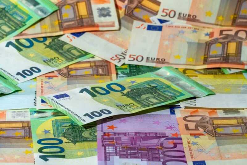 Германия одобряет выделение 9 миллиардов евро помощи Украине