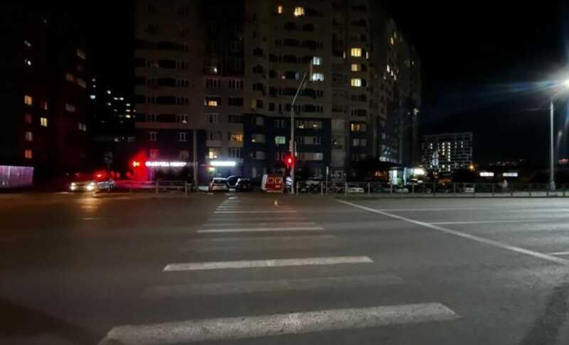 В Новосибирске подросток на велосипеде оказался под колесами автомобиля