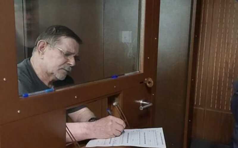 Руководителя новосибирского медцентра арестовали по обвинению в получении взяток