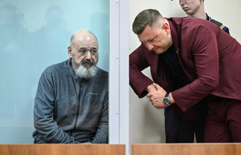 Генералу Оглоблину присудили 9 лет колонии за получение взятки
