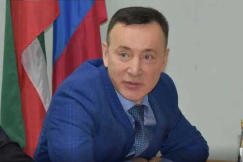 Бывший руководитель суда Татарстана Набиев возвращается на родину, несмотря на предъявленные обвинения