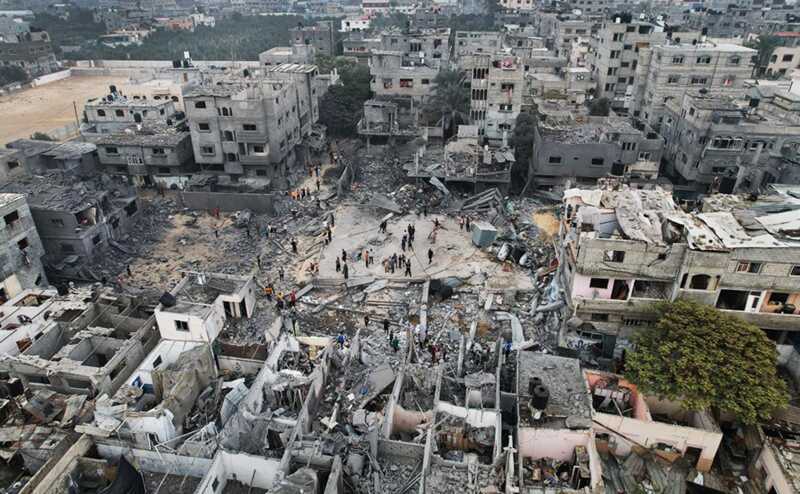 Old Wounds of War: A Journalist on Sarajevo and the Tragedy of a Boy from Gaza