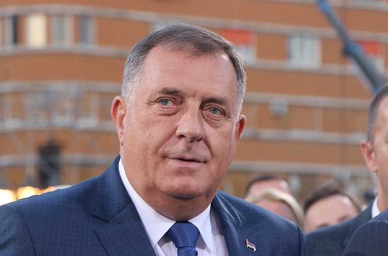 Президент Республики Сербской Додик угрожает объявлением независимости в условиях внешнего давления