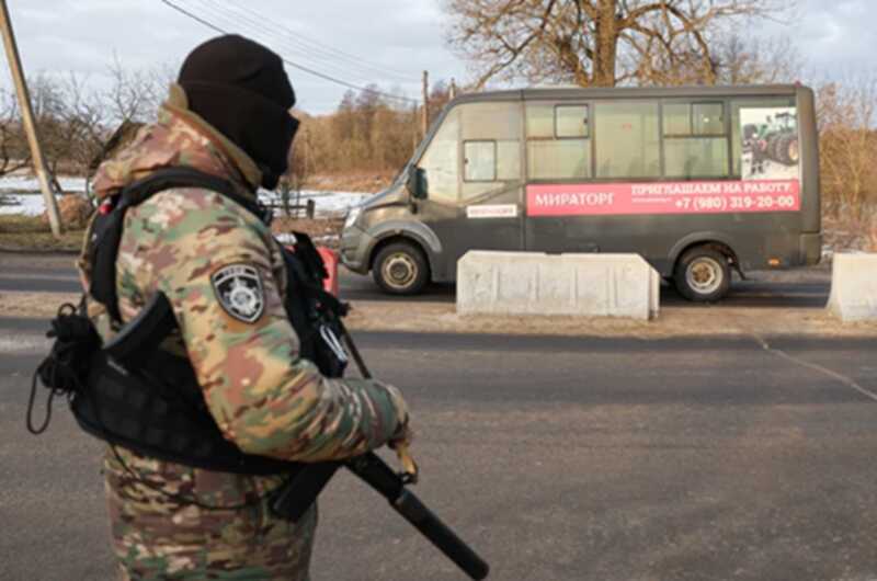 В Запорожской области на российском блокпосту случилась перестрелка между военными