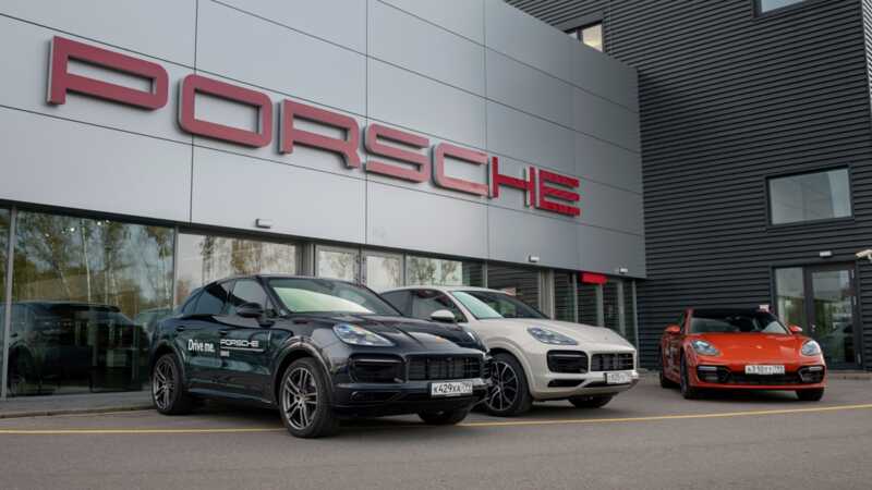 Porsche объявила о значительном пересмотре своей стратегии по электромобилям