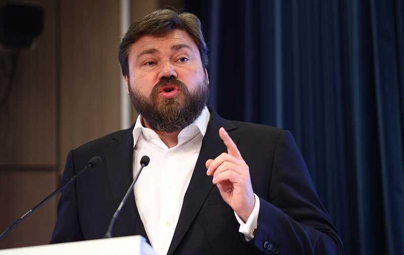 Константин Малофеев все еще управляет криптобиржей WEX с использованием подставных лиц